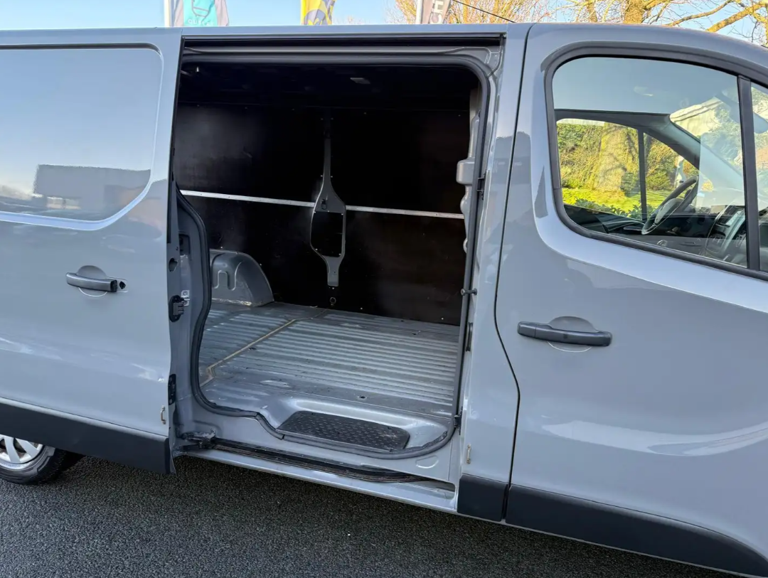 Renault Trafic 1.6 dCi T29 L2H1 Comfort