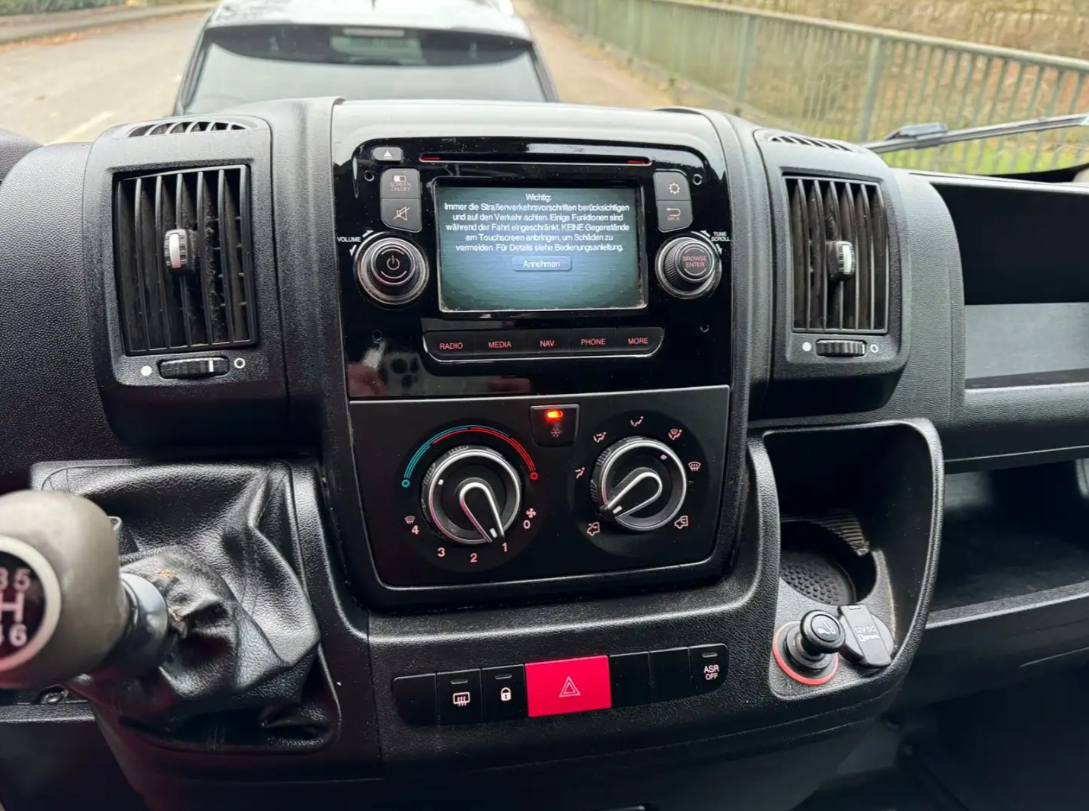 Peugeot Boxer L2H1 2.2Hdi