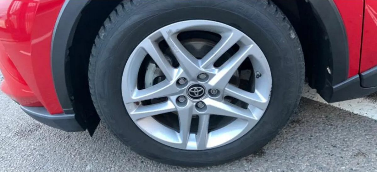 Toyota C-HR 122h Dynamic Business 2WD E-CVT