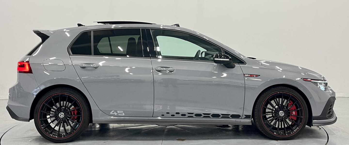 VOLKSWAGEN GOLF 8 2.0 tsi 300 gti