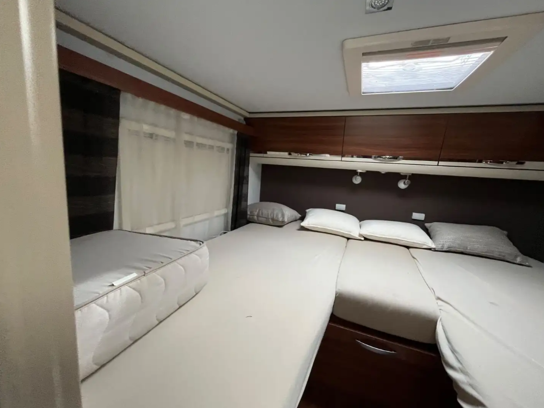 Camping-car Adria Matrix 670 SL Platinum