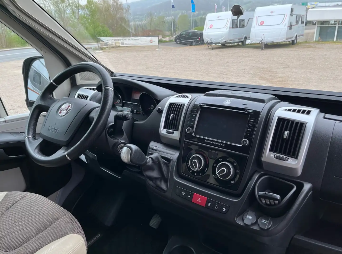 Camping-car Adria Matrix 670 SL Platinum