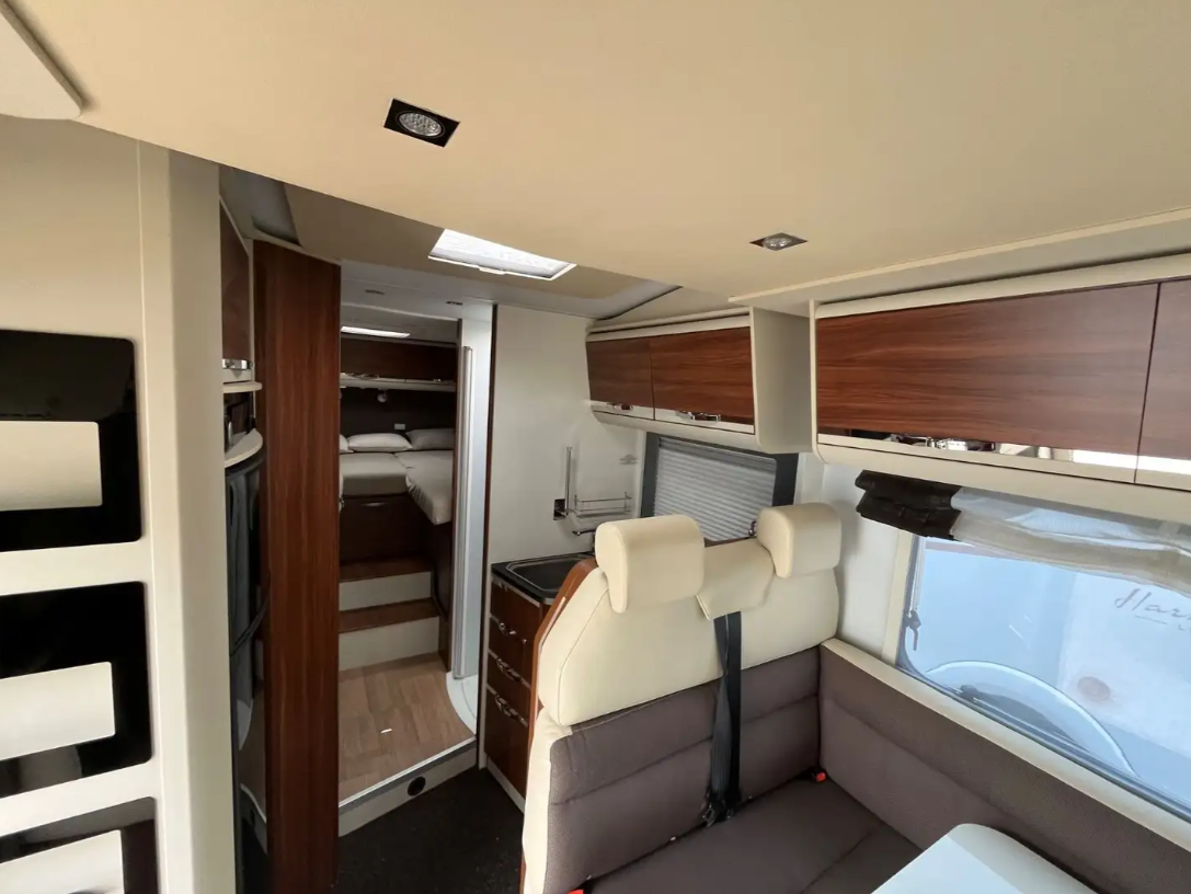 Camping-car Adria Matrix 670 SL Platinum