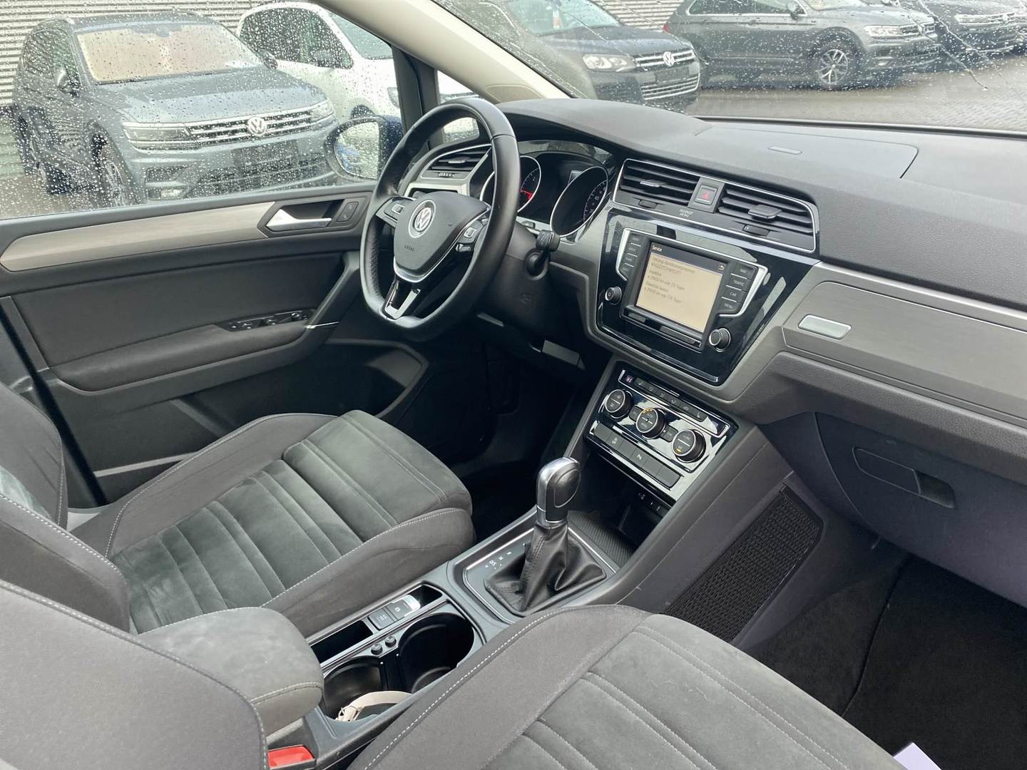 VOLKSWAGEN Touran 2,0 TDI BMT DSG