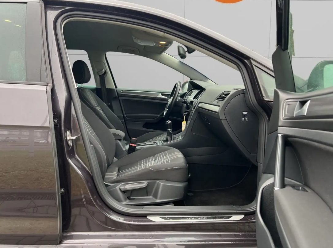 Volkswagen Golf VII Lim. Lounge