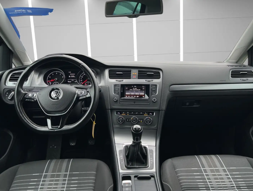 Volkswagen Golf VII Lim. Lounge