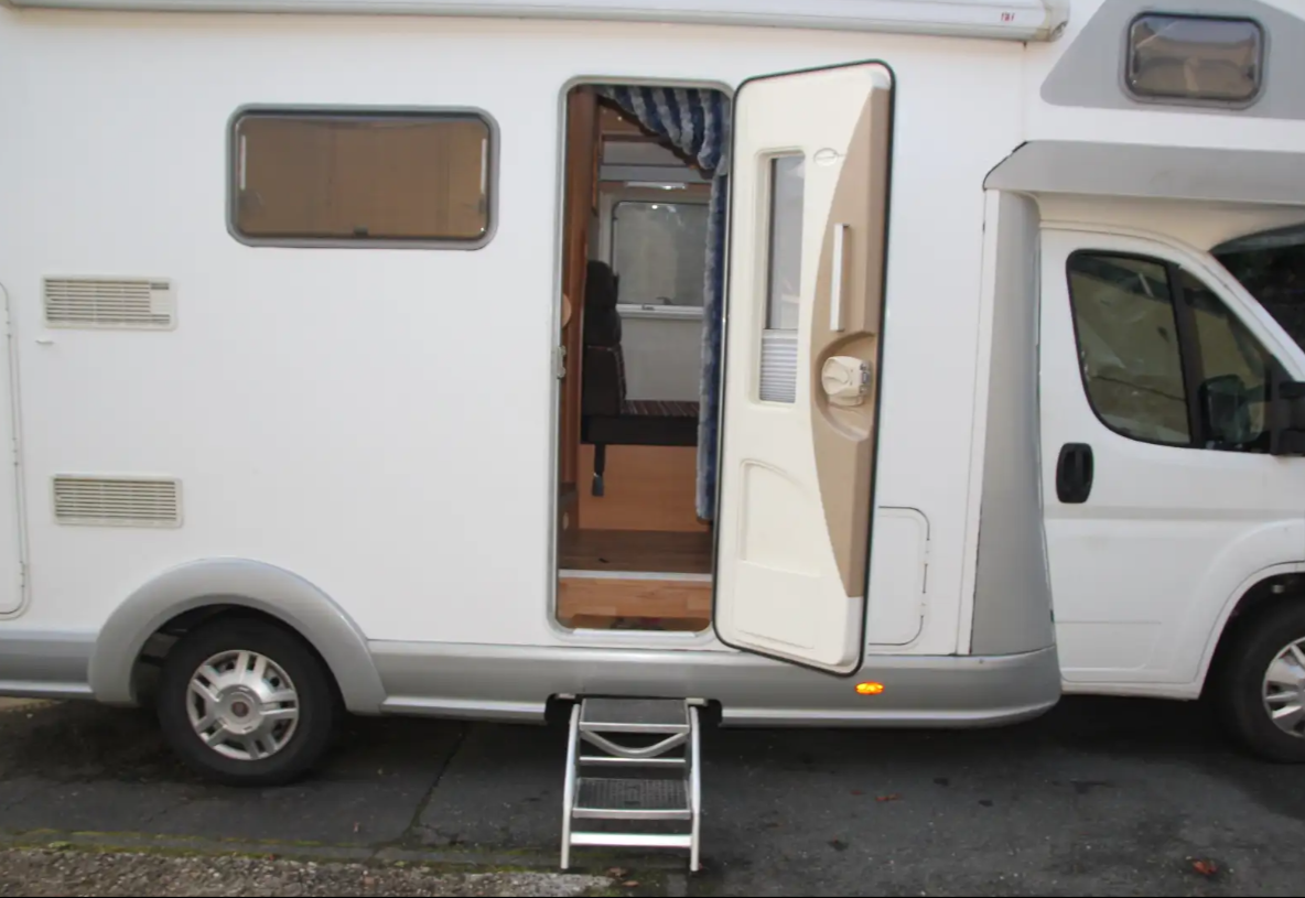 Euramobil Fiat Ducato 130 avec capucine