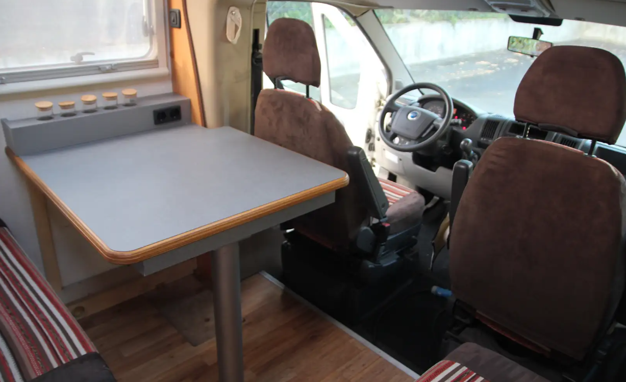 Euramobil Fiat Ducato 130 avec capucine