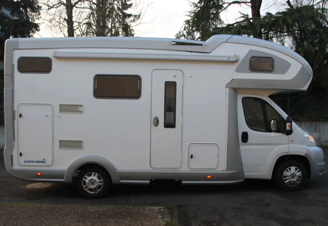 Euramobil Fiat Ducato 130 avec capucine