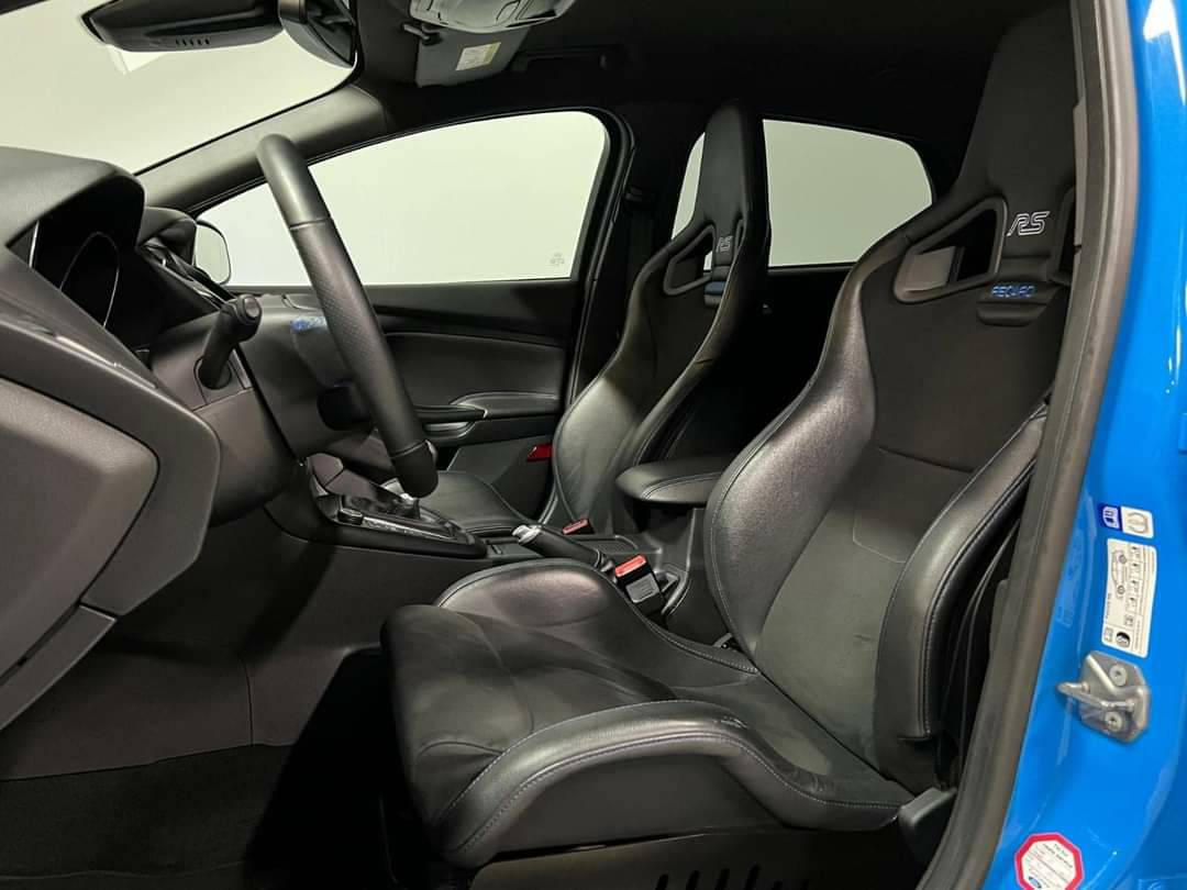 Ford Focus RS 350HK AWD/Brembo/Recaro/Miltech