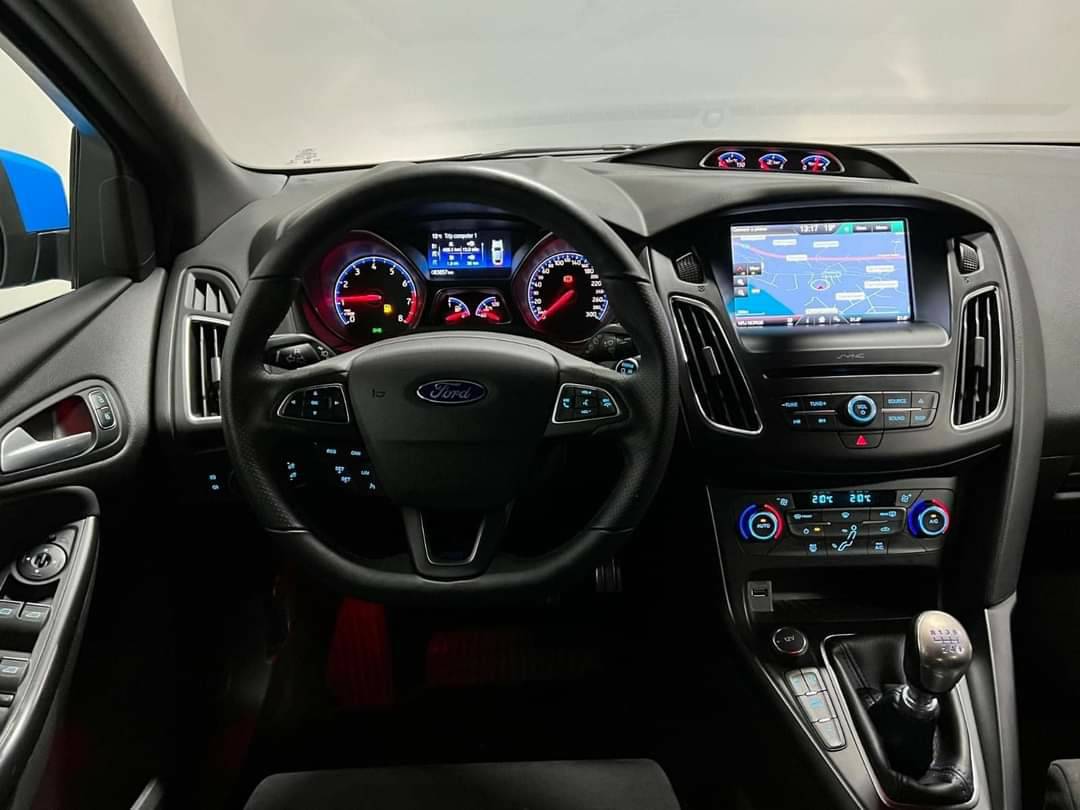 Ford Focus RS 350HK AWD/Brembo/Recaro/Miltech