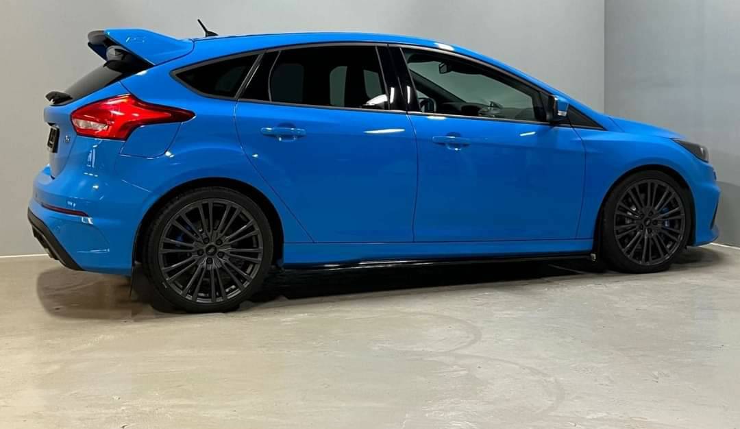 Ford Focus RS 350HK AWD/Brembo/Recaro/Miltech