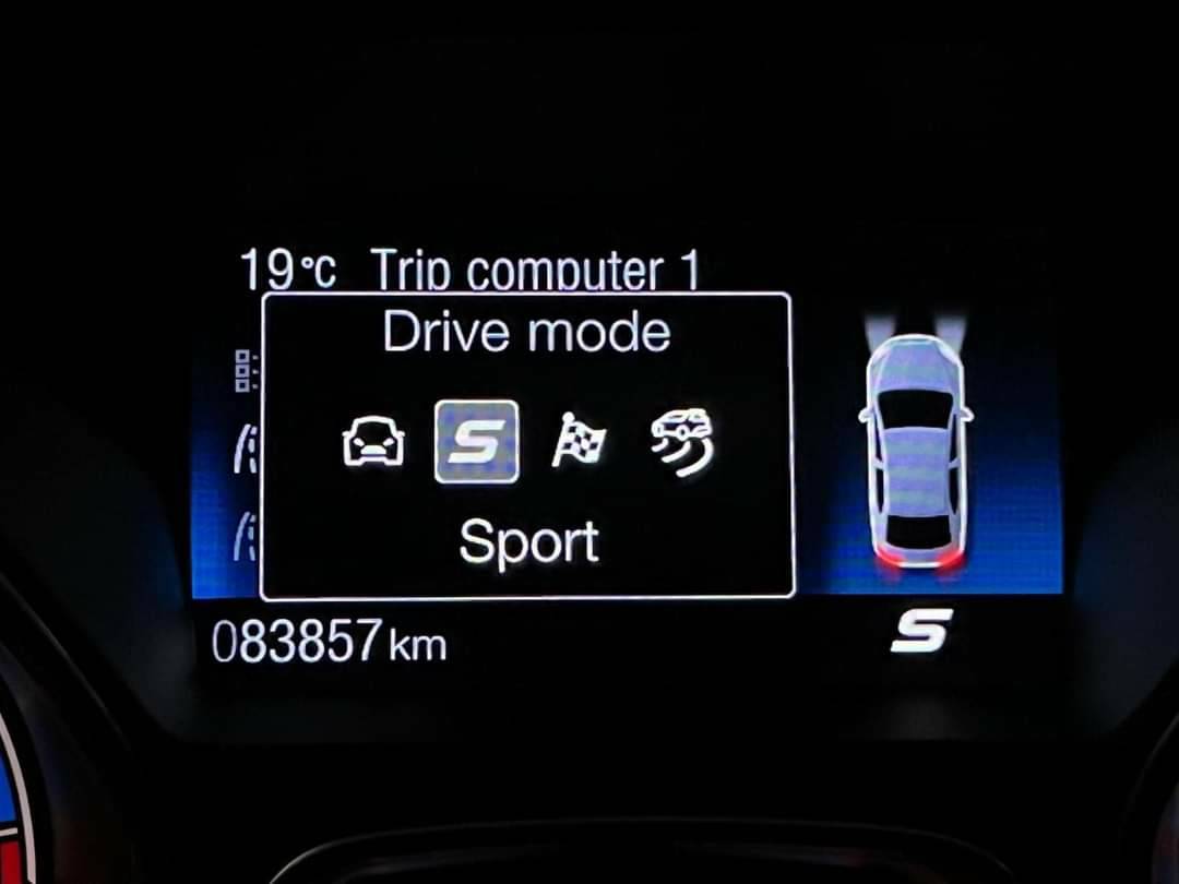 Ford Focus RS 350HK AWD/Brembo/Recaro/Miltech