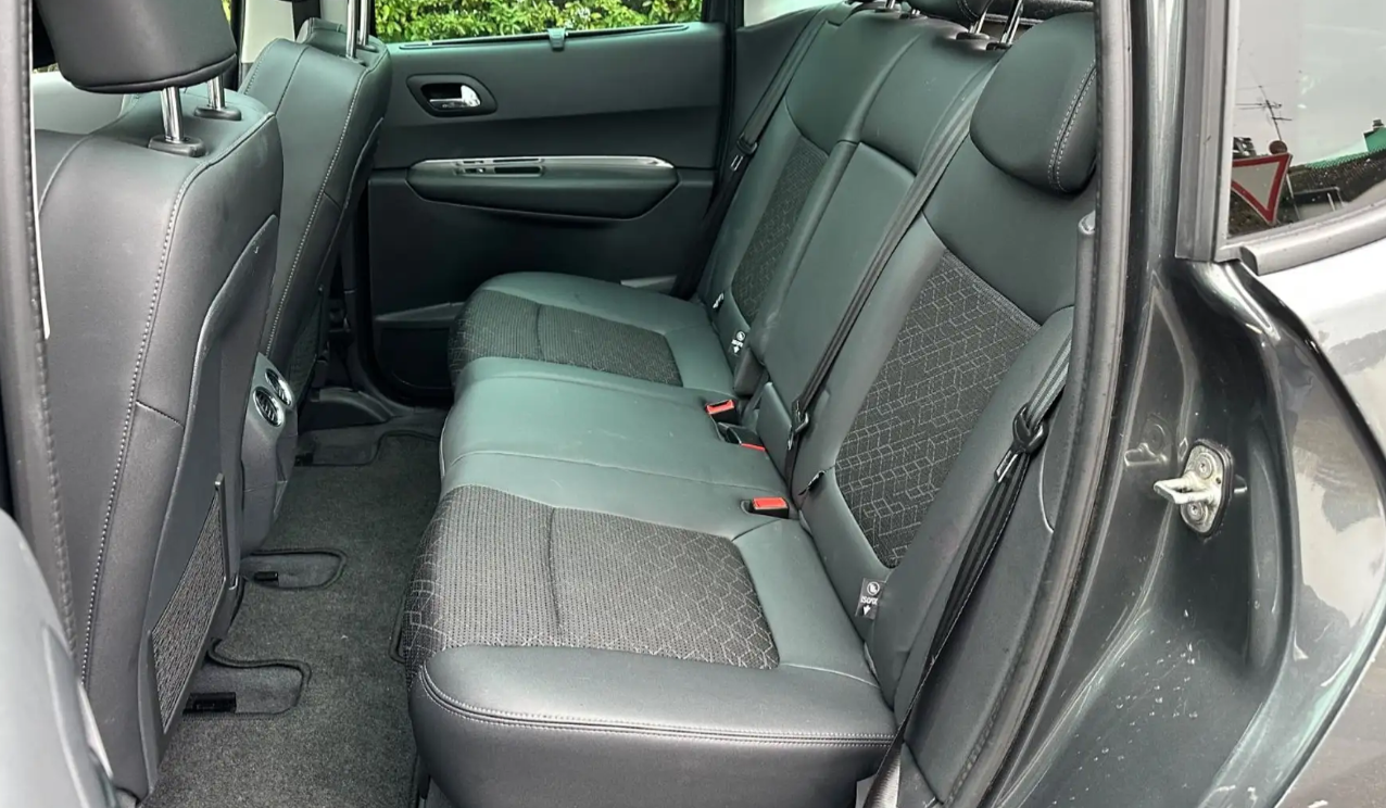 Peugeot 3008 Allure avec toit ouvrant