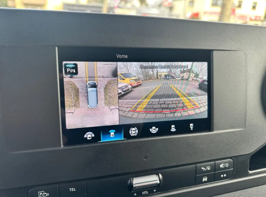 Mercedes-Benz Sprinter 214 L1H1