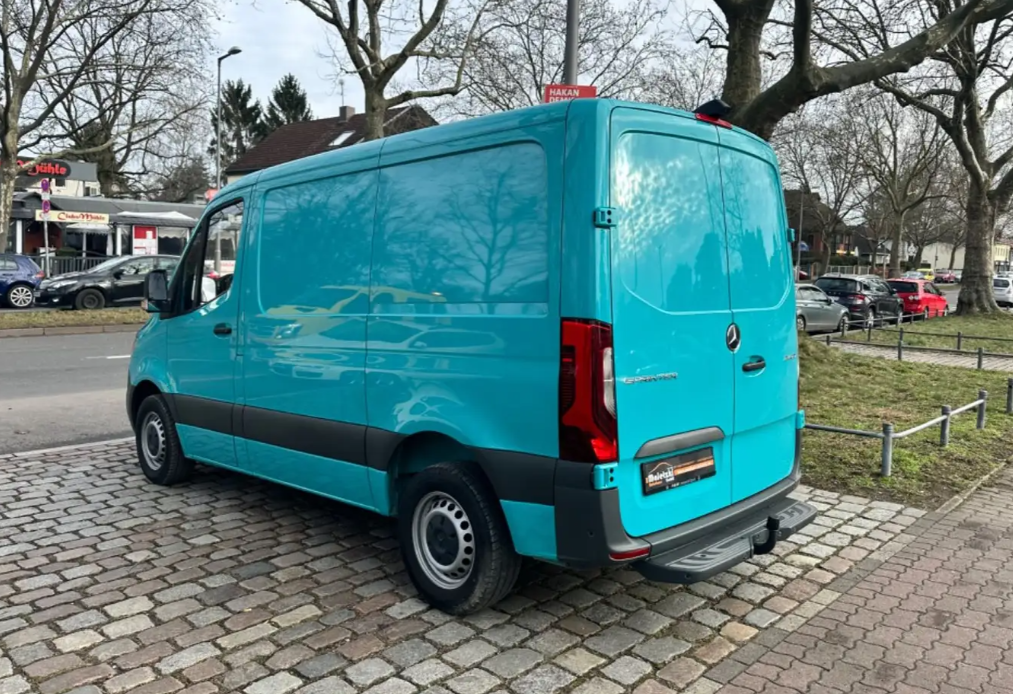 Mercedes-Benz Sprinter 214 L1H1