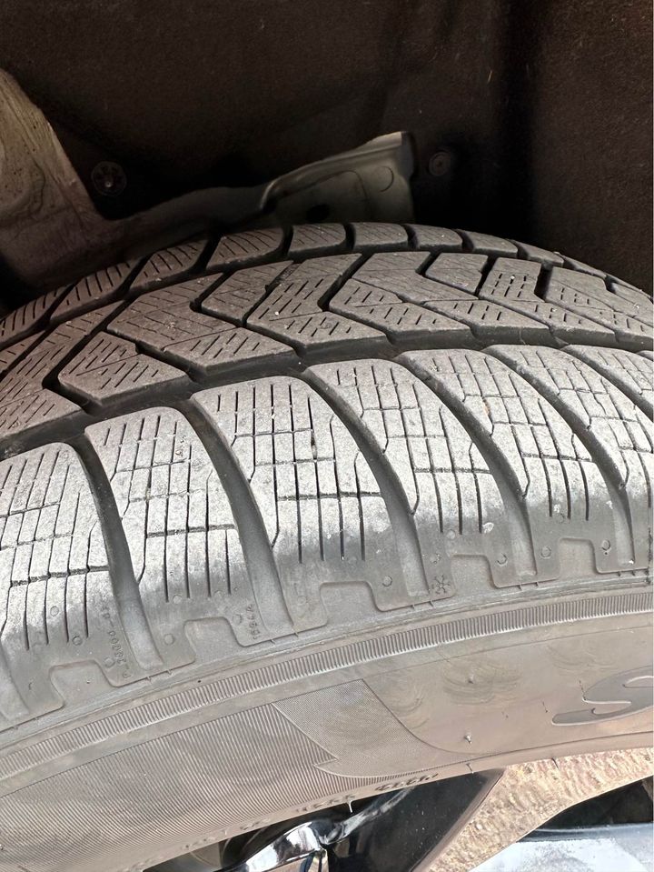 Jaguar F-PACE 2.0D 240CH R-SPORT