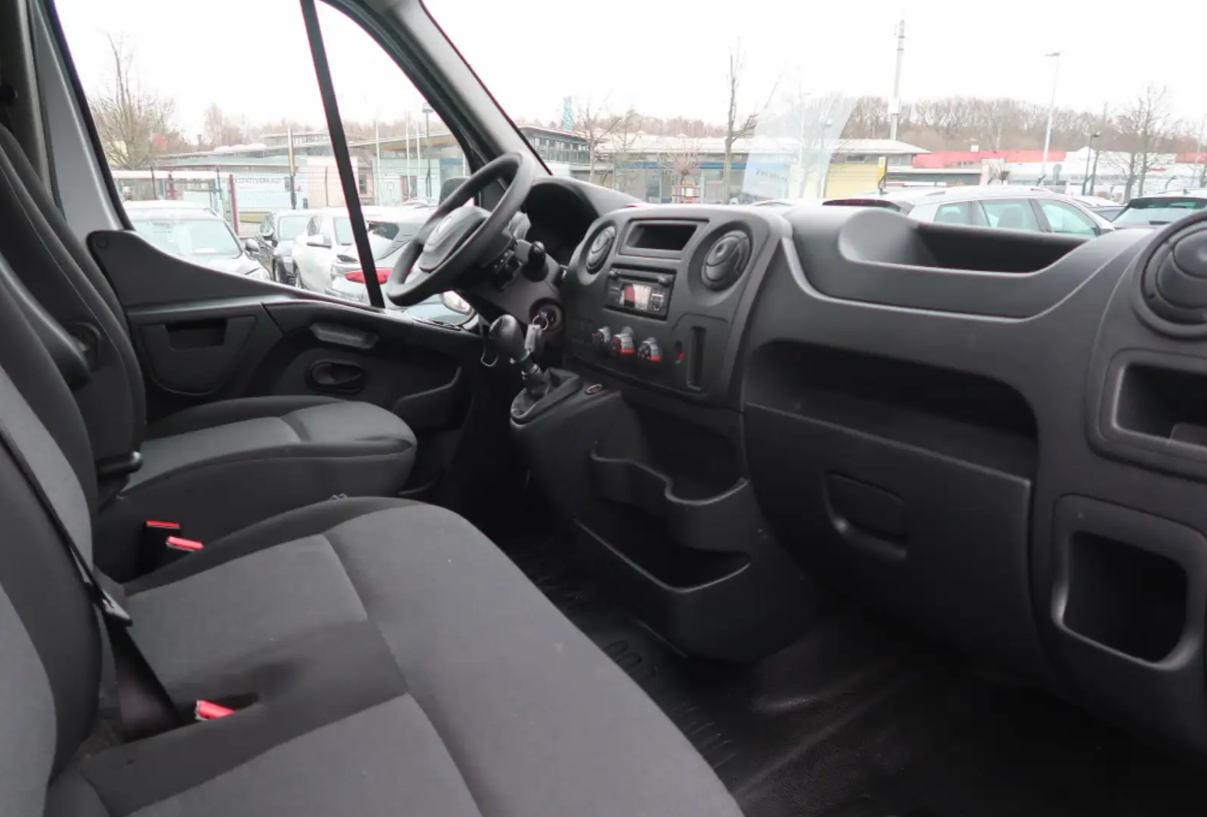 Renault Master 2.3 dCi 130 Kasten L3H2