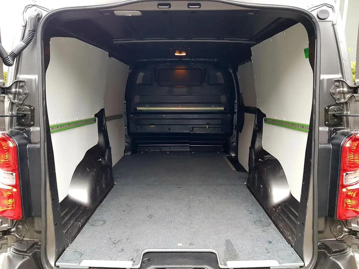 Peugeot Expert Coffret Premium L3H1