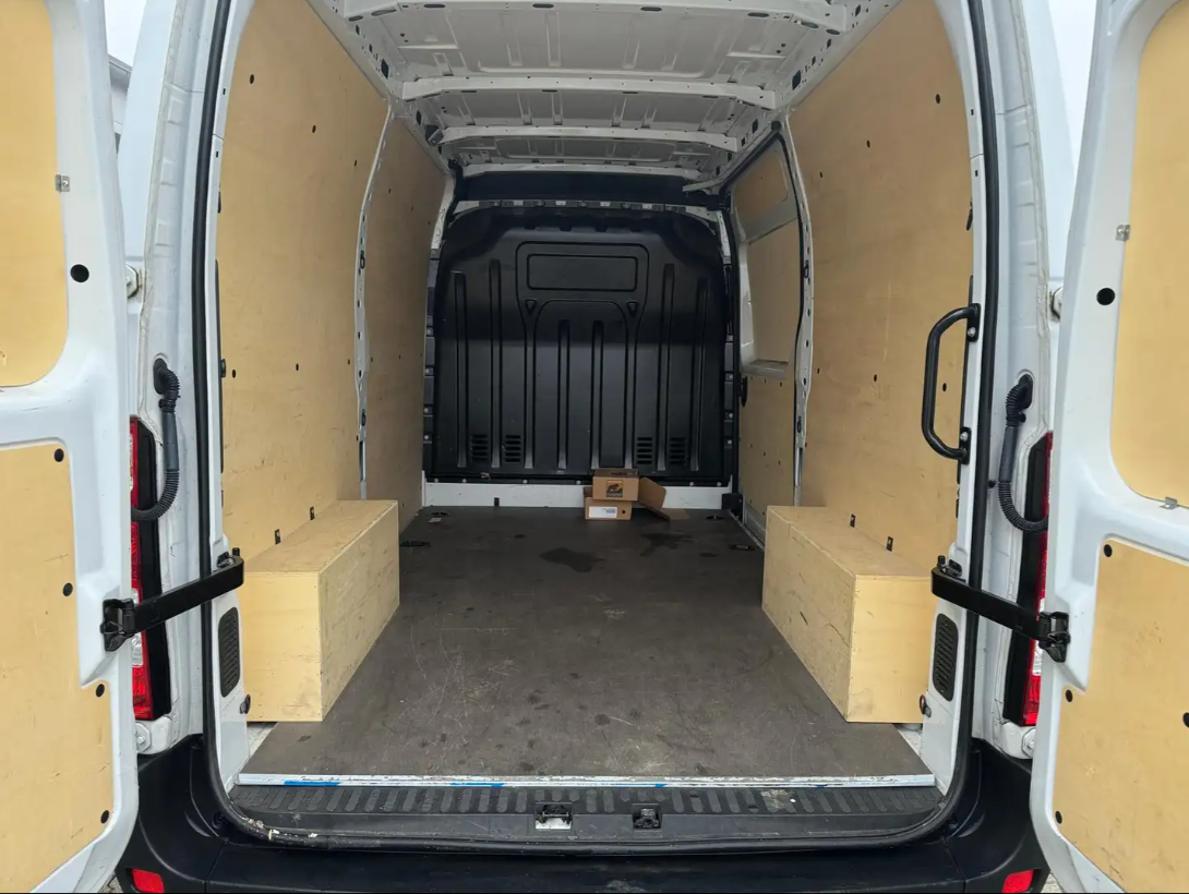 Renault Master 2.3 dCi L2H2