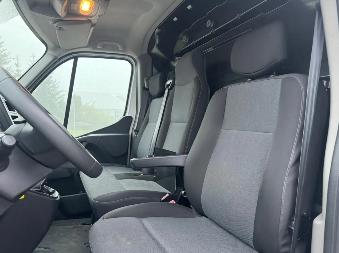 Renault Master 2.3 dCi L2H2