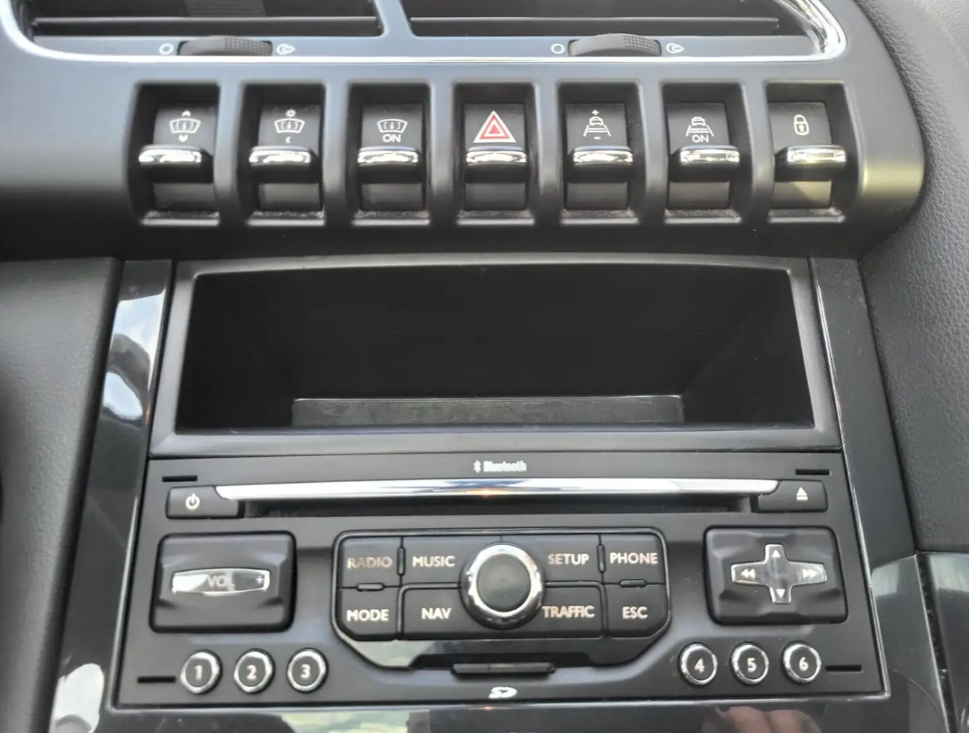 Peugeot 3008 Allure 1.6T toit panoramique