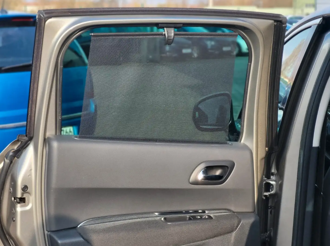 Peugeot 3008 Allure 1.6T toit panoramique