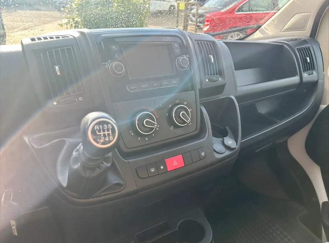 Peugeot Boxeur L2H2 Pro BlueHDi 140 Ch