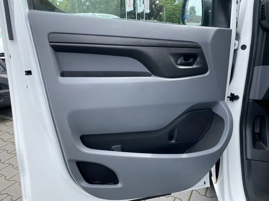 Opel Vivaro Cargo Edition M 2.0