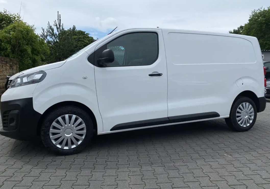Opel Vivaro Cargo Edition M 2.0