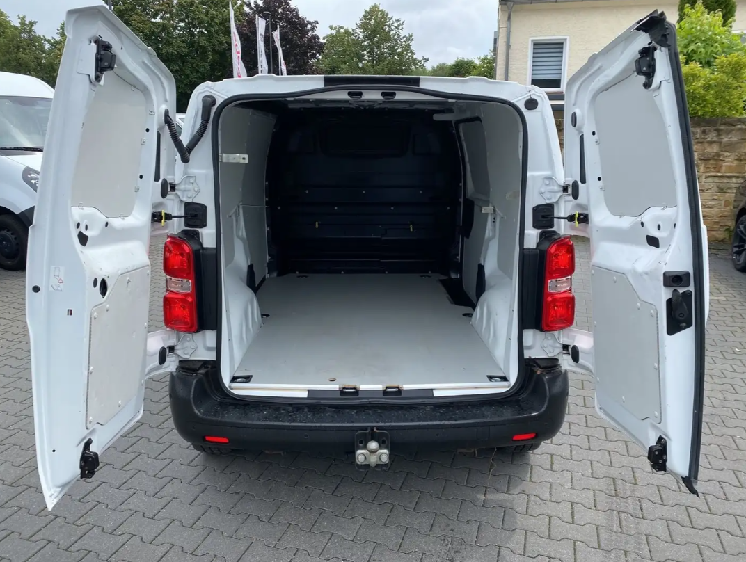 Opel Vivaro Cargo Edition M 2.0