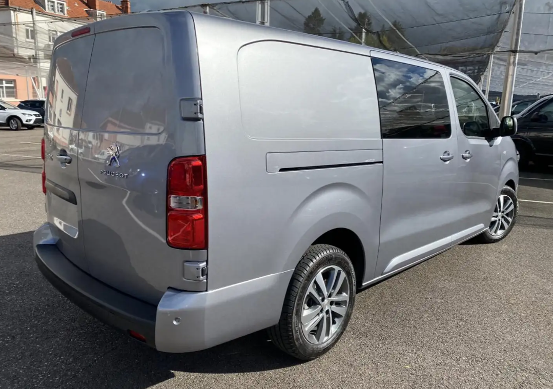 Peugeot Expert III 2.0 CABINE APPROFONDIE LONG BLUEHDI