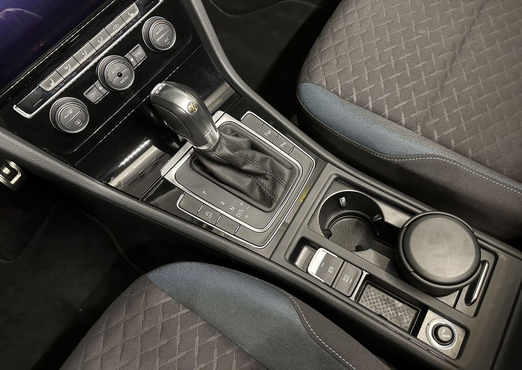 VOLKSWAGEN GOLF VII (2) 2.0 TDi 150