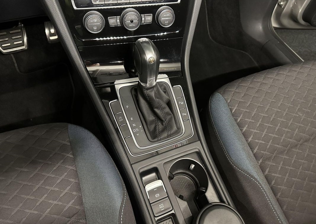 VOLKSWAGEN GOLF VII (2) 2.0 TDi 150