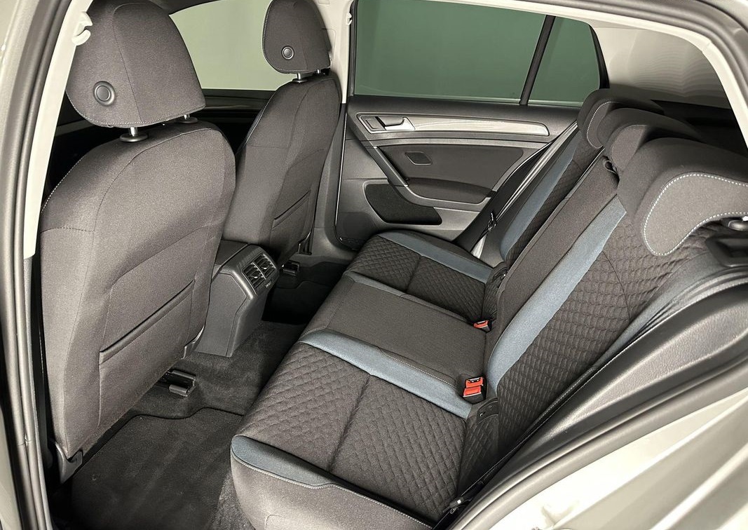 VOLKSWAGEN GOLF VII (2) 2.0 TDi 150