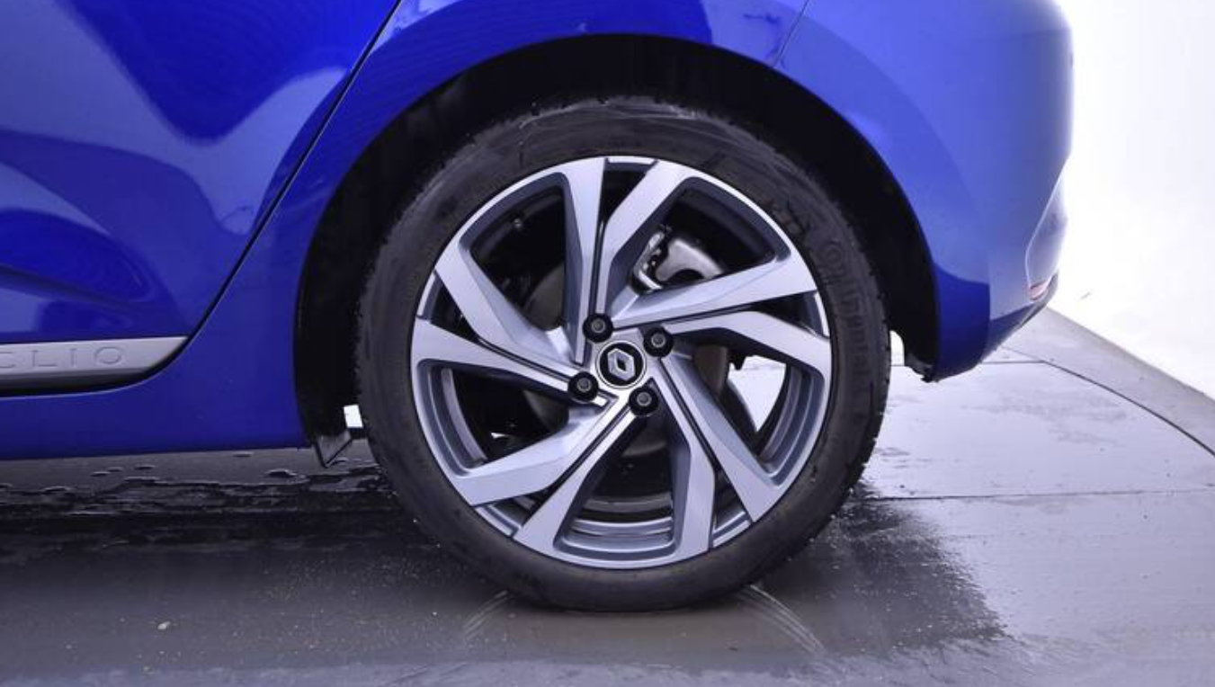 Clio V E-Tech 140 – 21N – R.S. Line