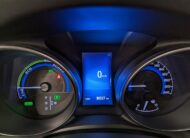 Toyota Auris Hybride 136h design business