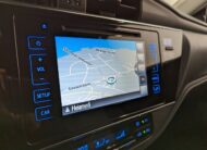 Toyota Auris Hybride 136h design business