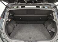 Toyota Auris Hybride 136h design business