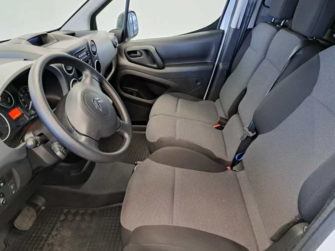 Citron Berlingo 3 places