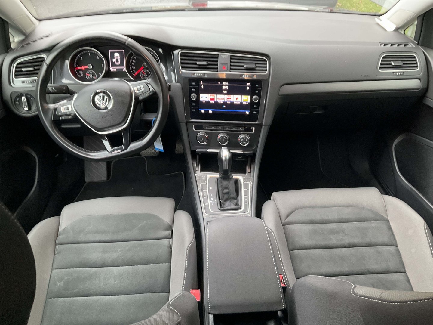 VW Golf 2,0 TDI BMT DSG