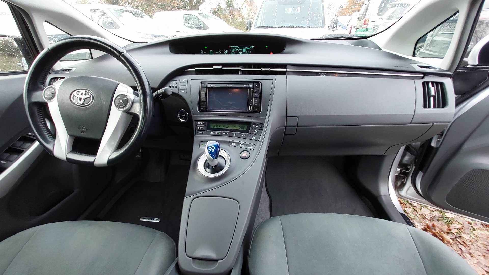 Toyota Prius 1,8 CVT “Life” Hybride