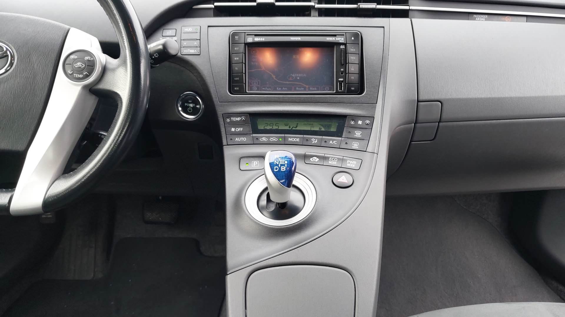 Toyota Prius 1,8 CVT “Life” Hybride