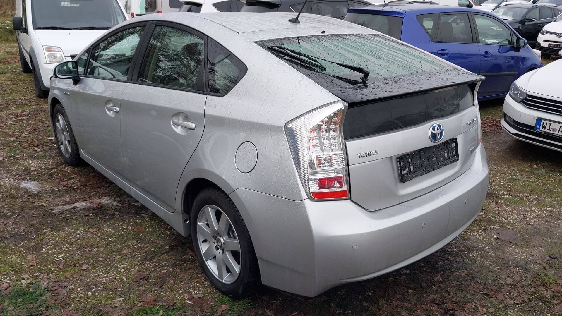 Toyota Prius 1,8 CVT “Life” Hybride