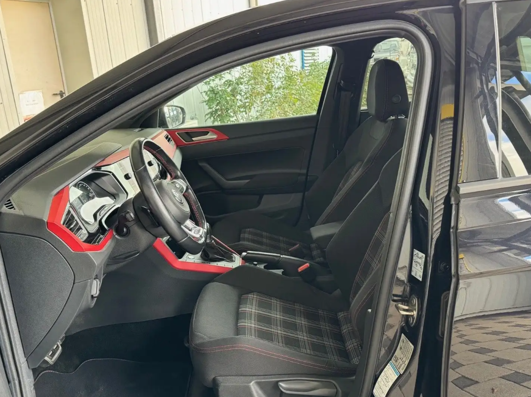 Volkswagen Polo GTI 2.0 DSG LED