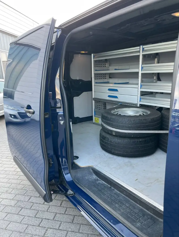 Peugeot Expert L2H1 Premium