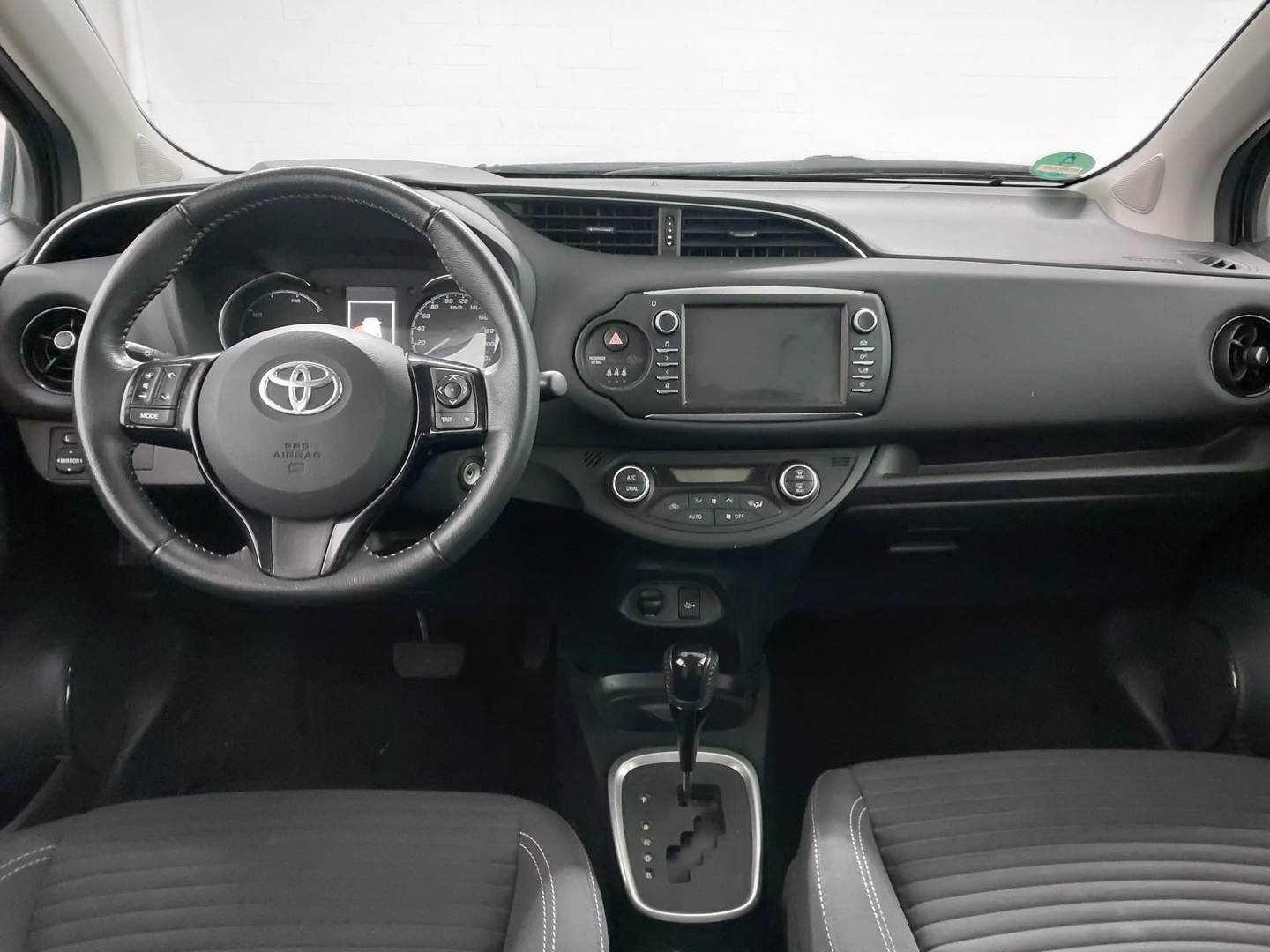 Toyota Yaris 1,5 VVT-i Hybrid