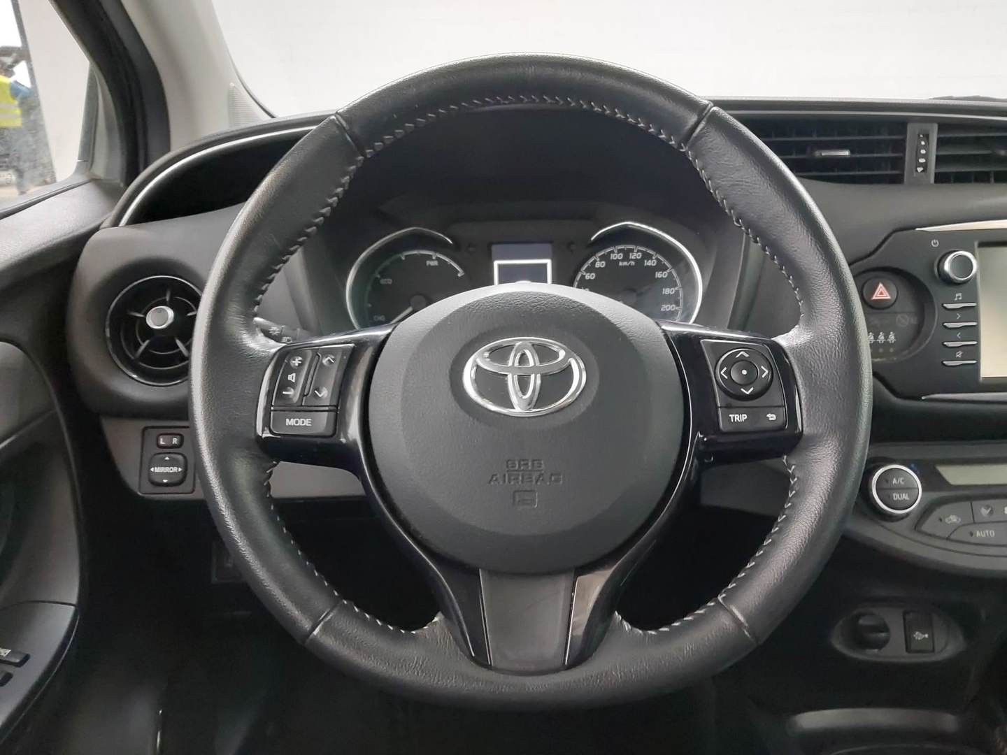 Toyota Yaris 1,5 VVT-i Hybrid