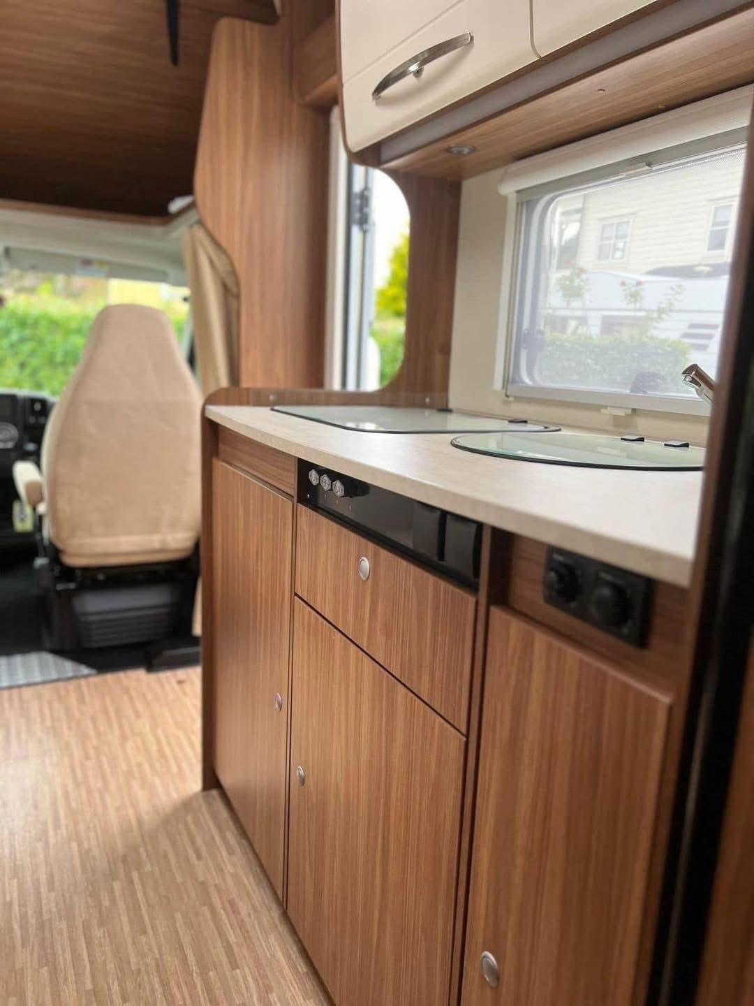 Camping car Carado 361