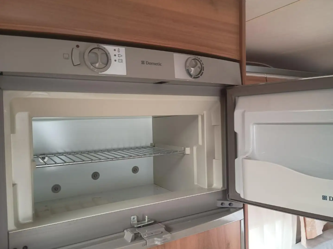 Caravane Bürstner Averso 465 TS